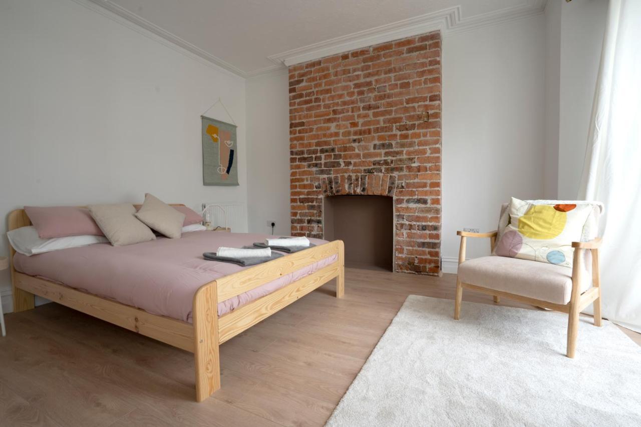 Beautiful Family Home In The Heart Of Swansea Exterior foto