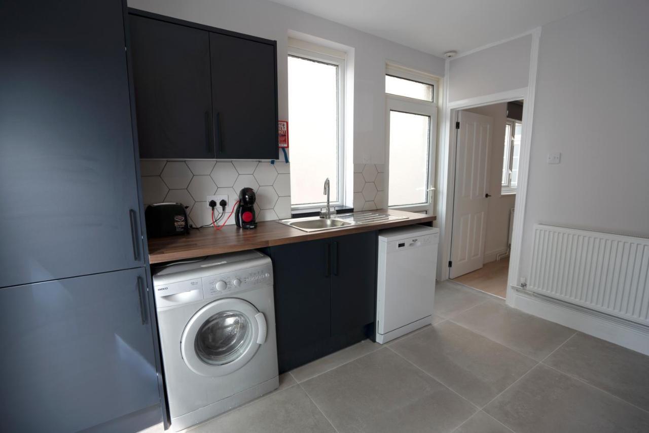 Beautiful Family Home In The Heart Of Swansea Exterior foto